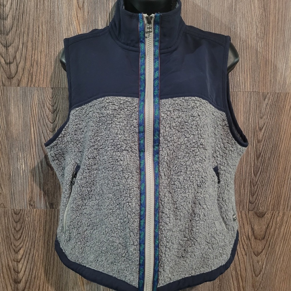 Toad&Co Telluride Sherpa Zip Vest Sz L Gray/Navy Blue Recycled Wool Sustainable